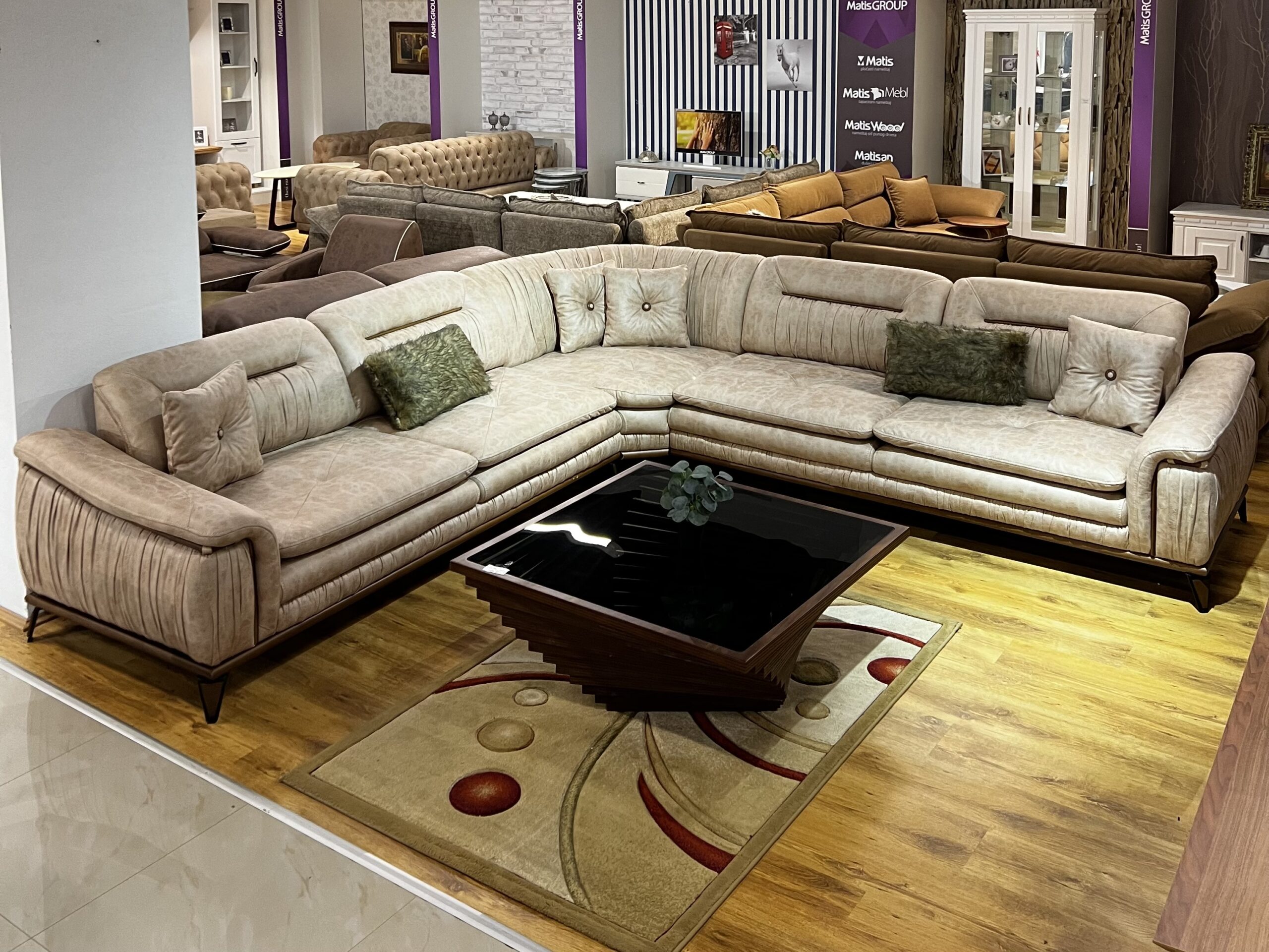 Ugaona garnitura LARA