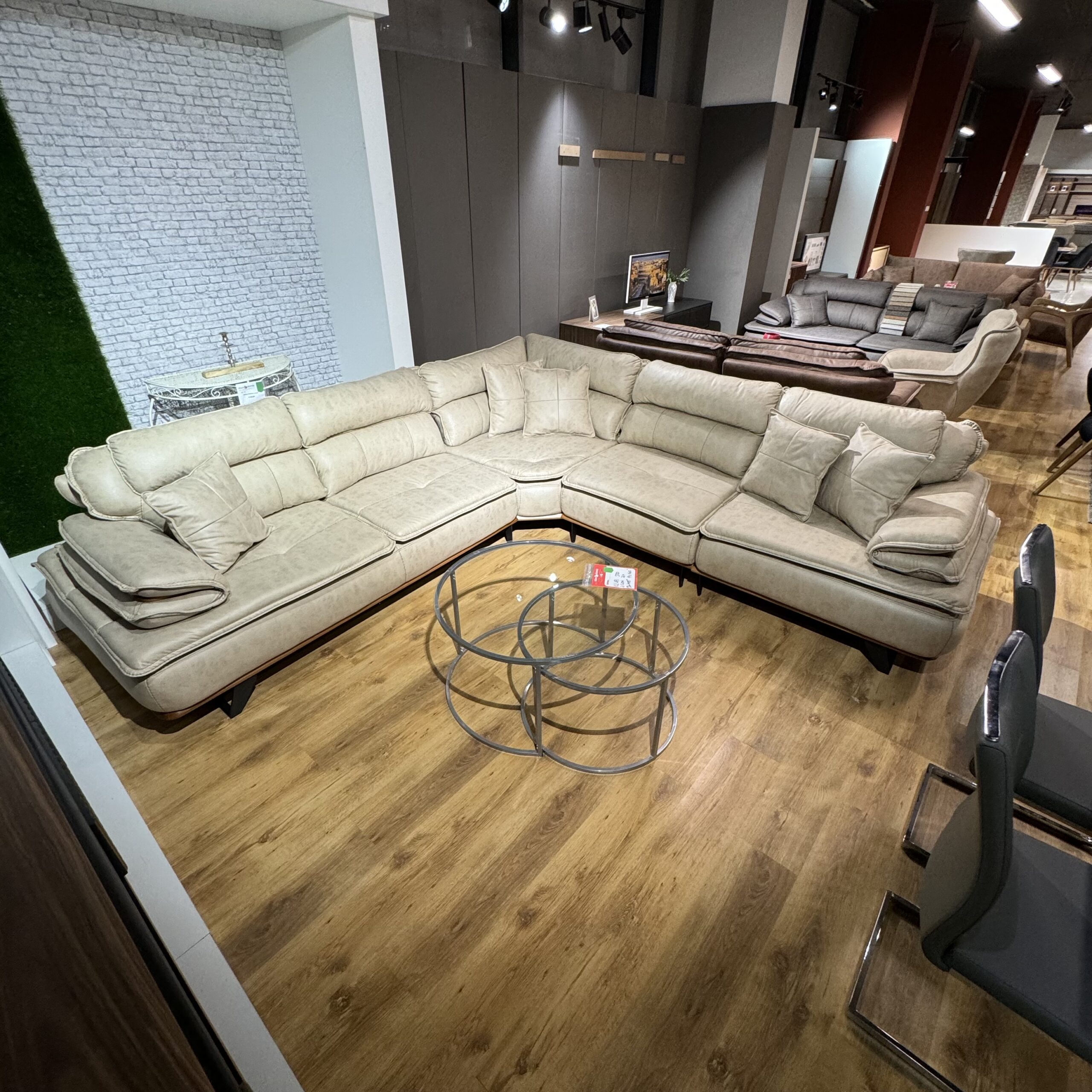 Ugaona garnitura MUSTANG